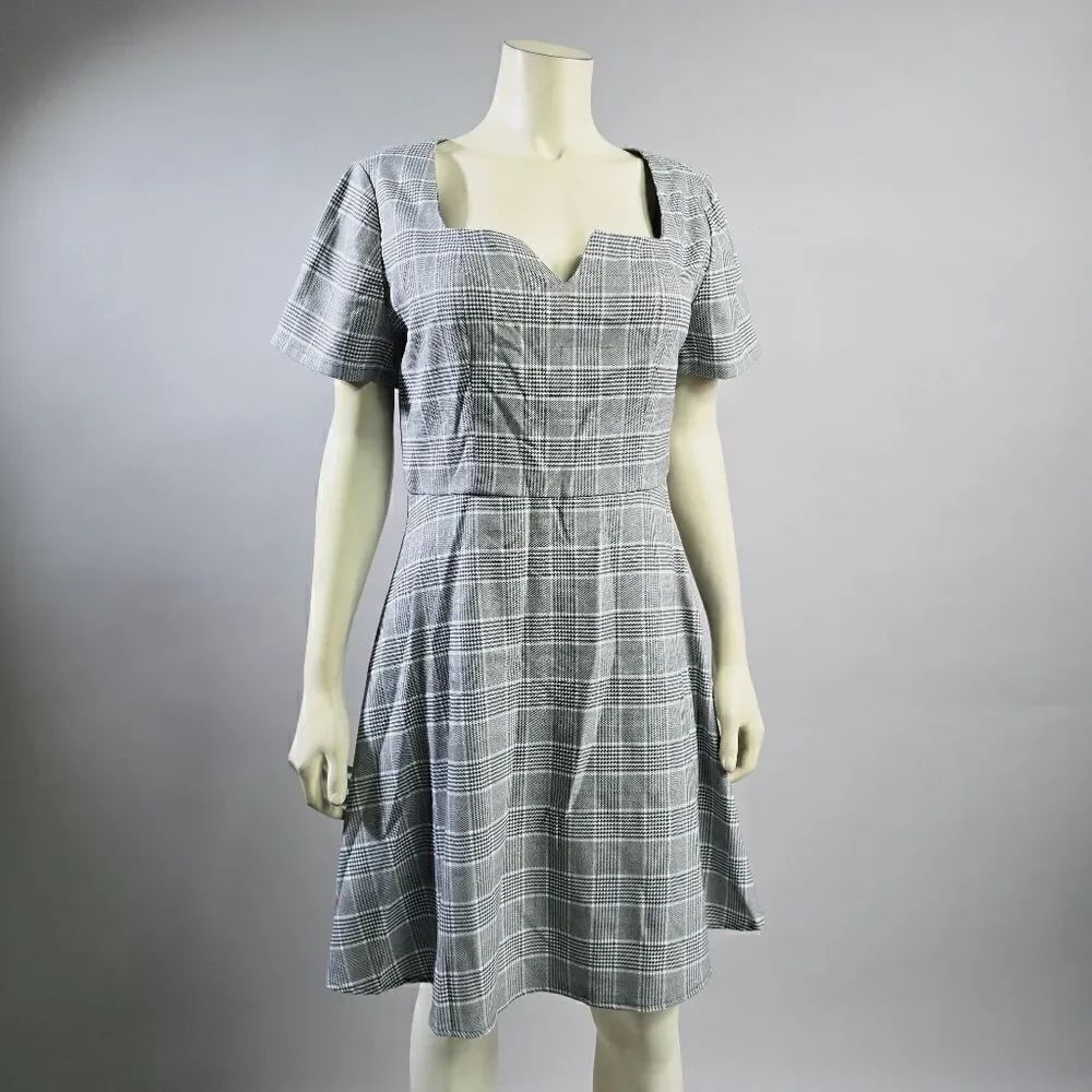So size 15 dress R9